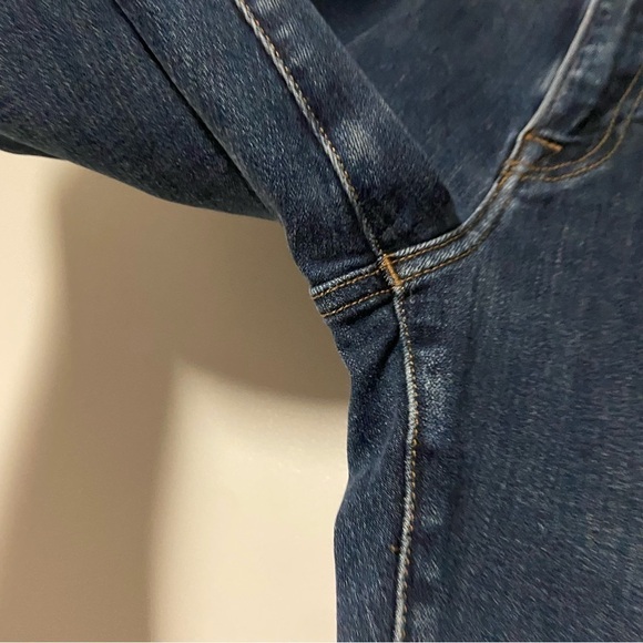 LUCKY BRAND Men's 410 Athletic Slim Jeans - Stretchy Denim Size 33/32 - Picture 6 of 10